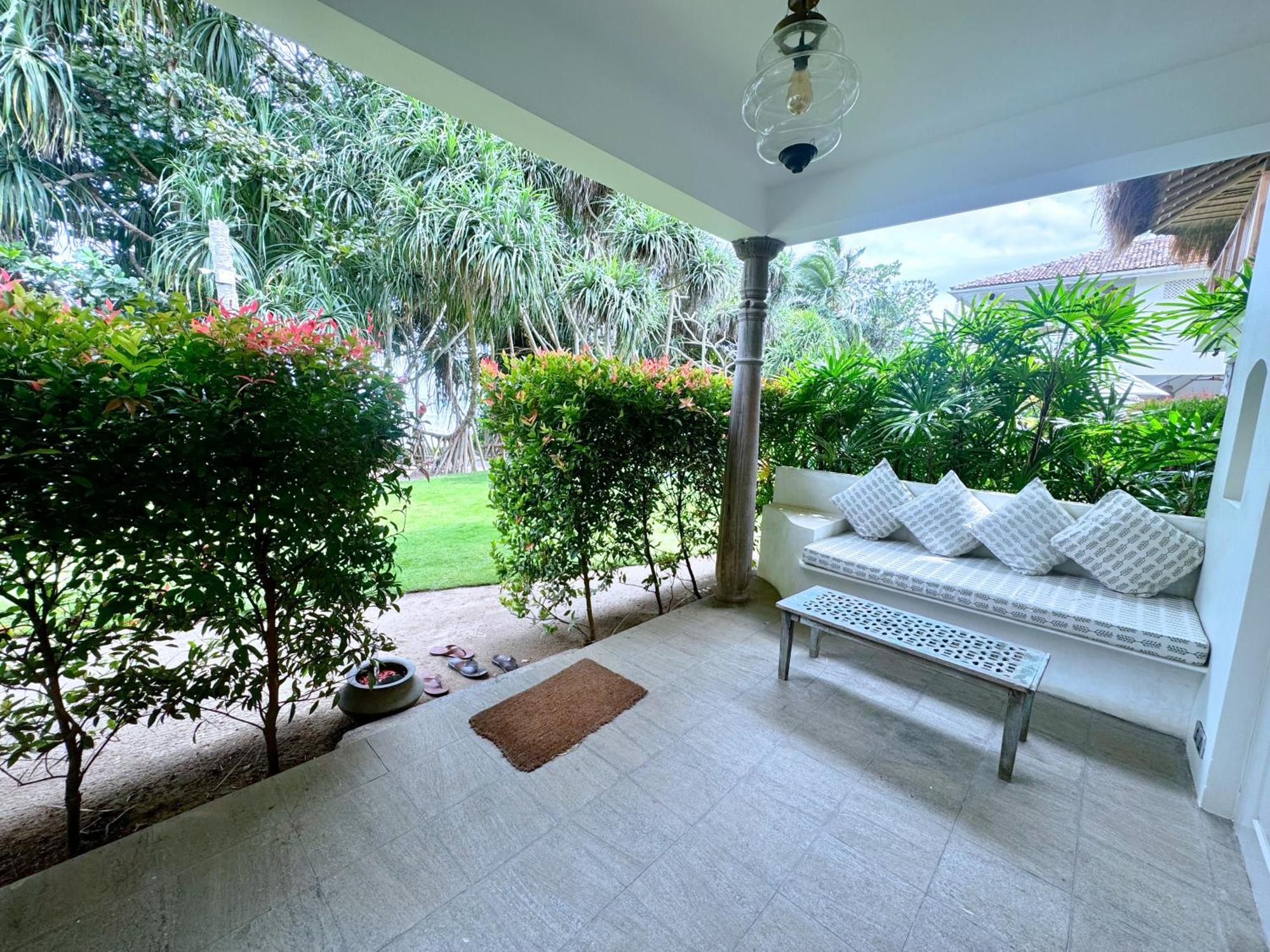 Halcyon Mawella Tangalle Exterior foto